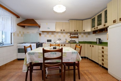 Kanfanar Entire house package 910 stay image