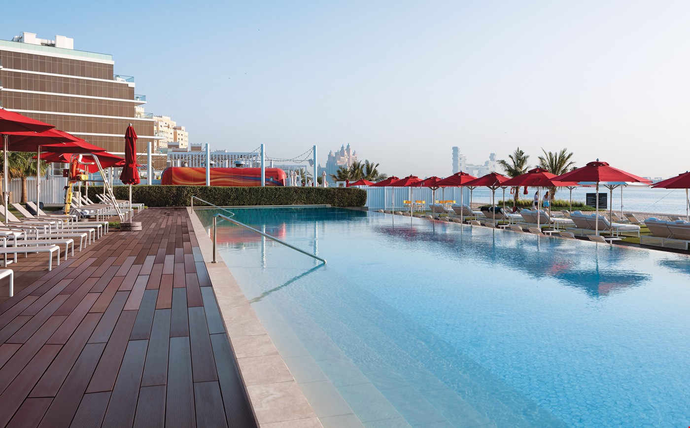 Hotel Dubai United Arab Emirates nomad remote 5d98beb5-ffb1-4e17-b407-7d82cb357a4d_FamilyPool.jpg