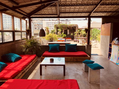 Mt Lavinia Nomadic Travel 306.818181818182 stay image